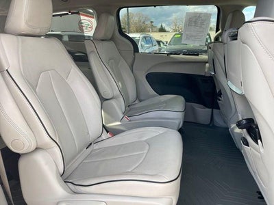 2018 Chrysler Pacifica Hybrid Limited