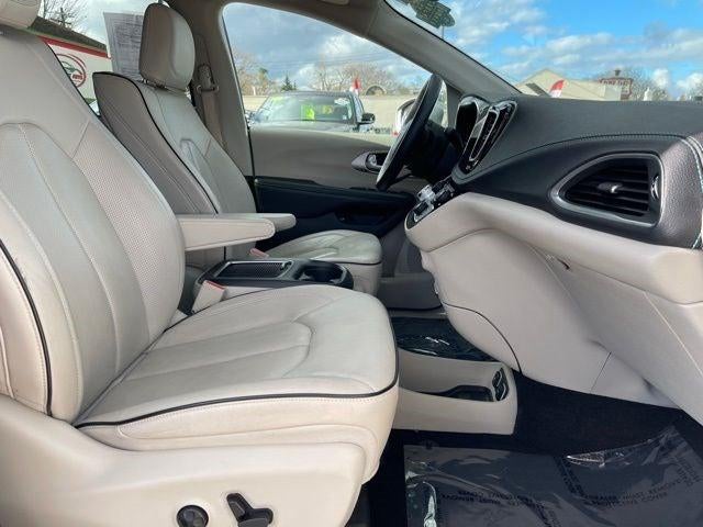 2018 Chrysler Pacifica Hybrid Limited
