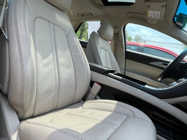2017 Lincoln MKZ Select