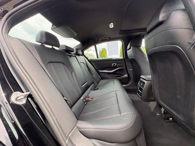 2025 BMW 330i xDrive