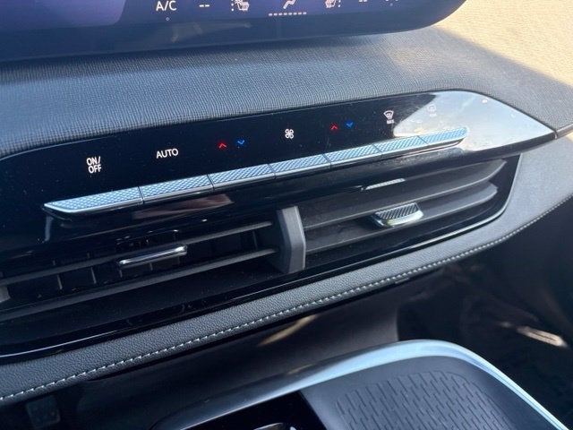2025 Buick Enclave Preferred FWD