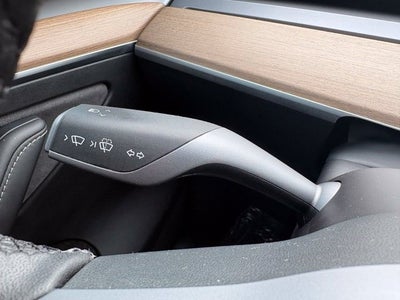 2023 Tesla Model Y Performance Dual Motor All-Wheel Drive