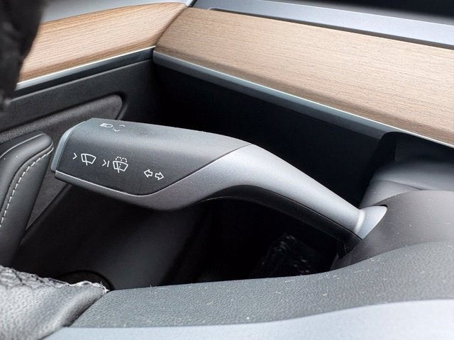 2023 Tesla Model Y Performance Dual Motor All-Wheel Drive
