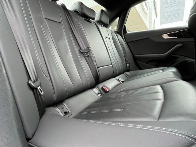 2023 Audi A4 Premium Plus 45 TFSI S line quattro S tronic