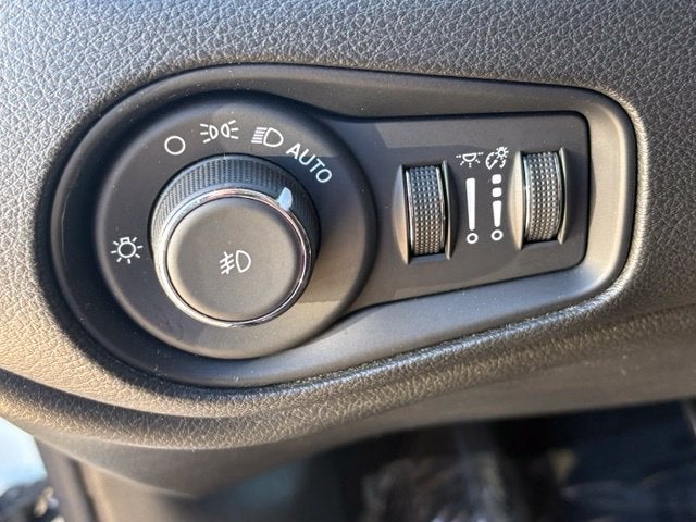 2023 Jeep Renegade Trailhawk 4x4