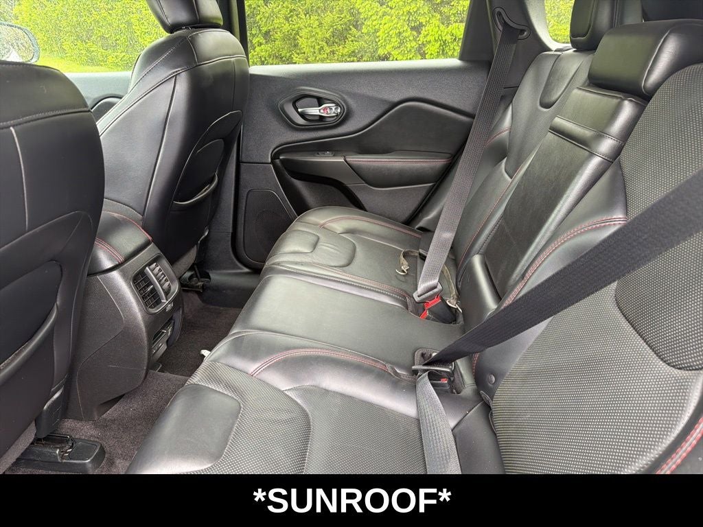 2019 Jeep Cherokee Trailhawk