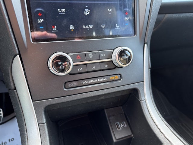 2022 Ford Edge ST Line