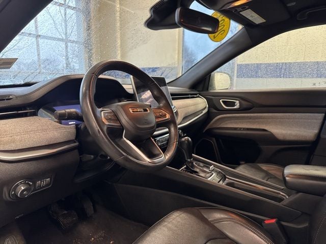 2023 Jeep Compass Latitude Lux