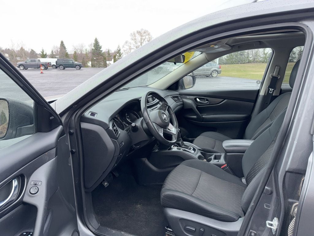 2018 Nissan Rogue Base