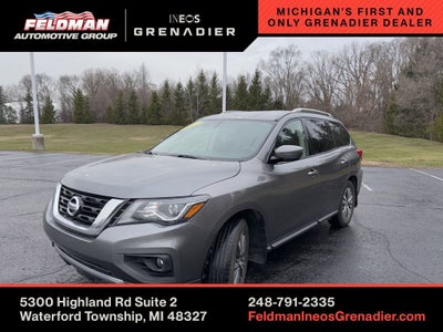 2019 Nissan Pathfinder Base