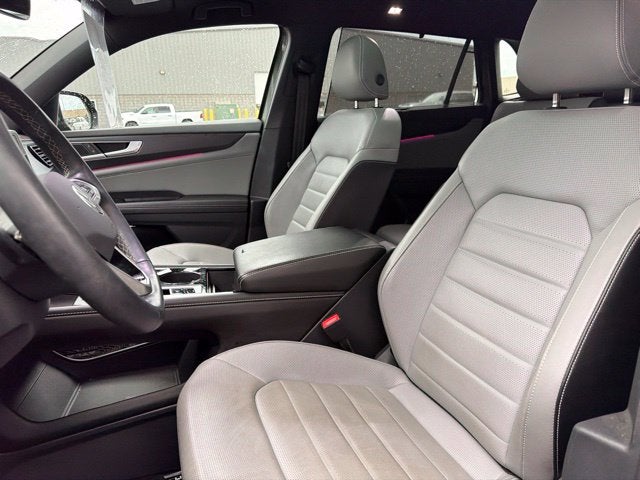2025 Volkswagen Atlas Cross Sport 2.0T SEL