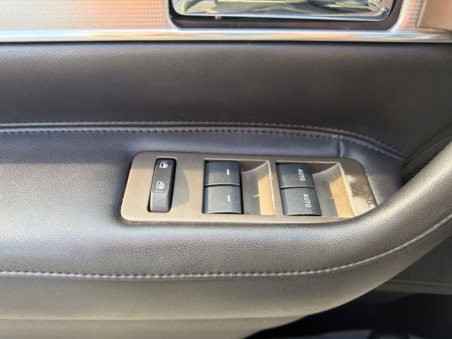 2012 Lincoln MKX Base