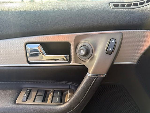 2012 Lincoln MKX Base