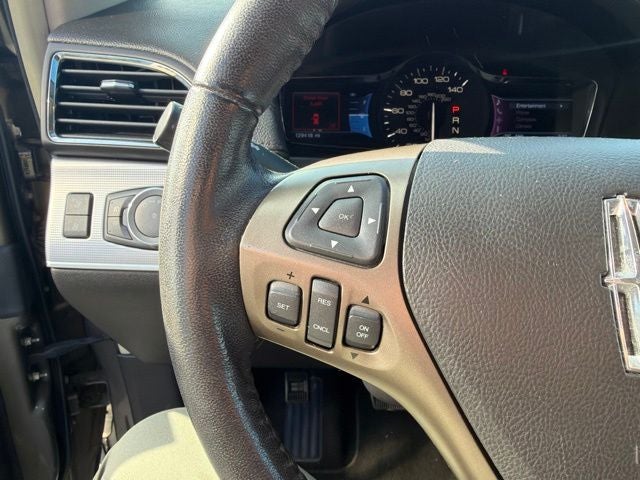 2012 Lincoln MKX Base