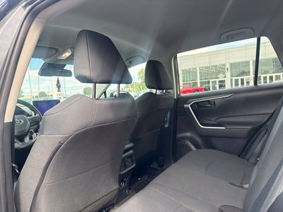2023 Toyota RAV4 LE
