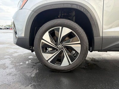 2025 Volkswagen Taos 1.5T SE