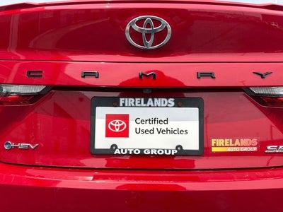2025 Toyota Camry SE