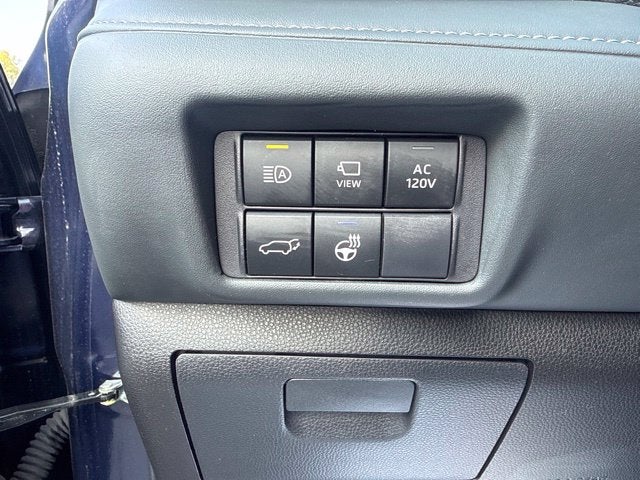2025 Toyota Highlander Hybrid Platinum