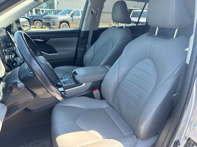 2021 Toyota Highlander XLE