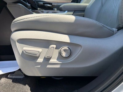 2025 Toyota Highlander Platinum
