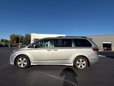 2020 Toyota Sienna LE 8 Passenger