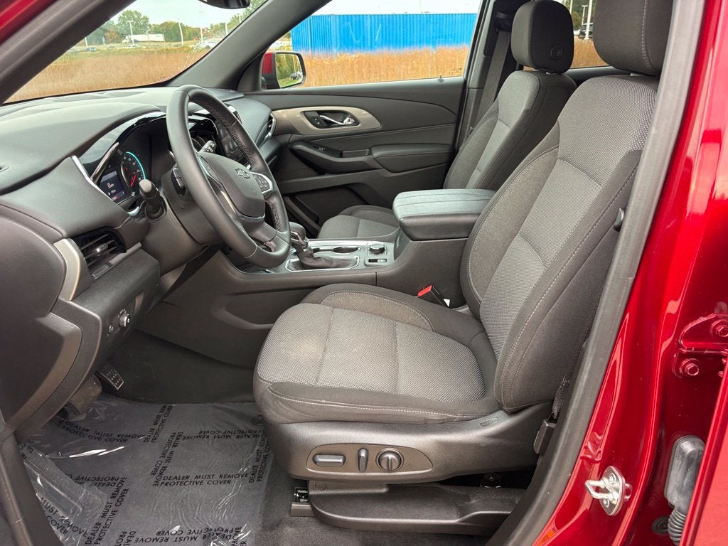 2024 Chevrolet Traverse Limited LT Cloth