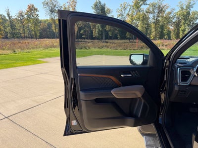 2024 GMC Canyon Denali