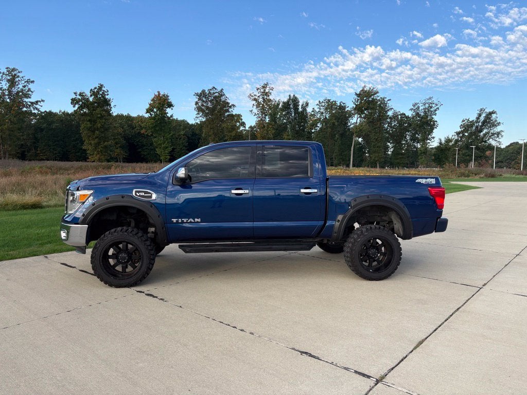 2017 Nissan Titan SL