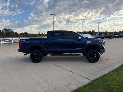 2017 Nissan Titan SL
