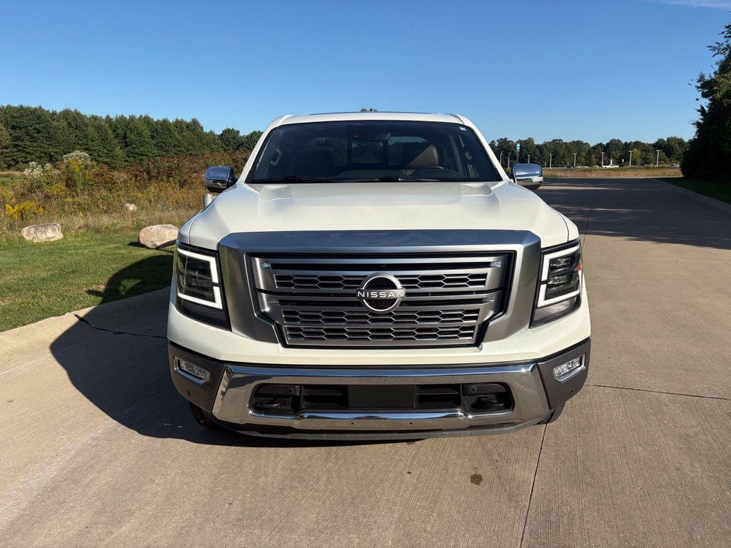 2023 Nissan Titan Platinum Reserve