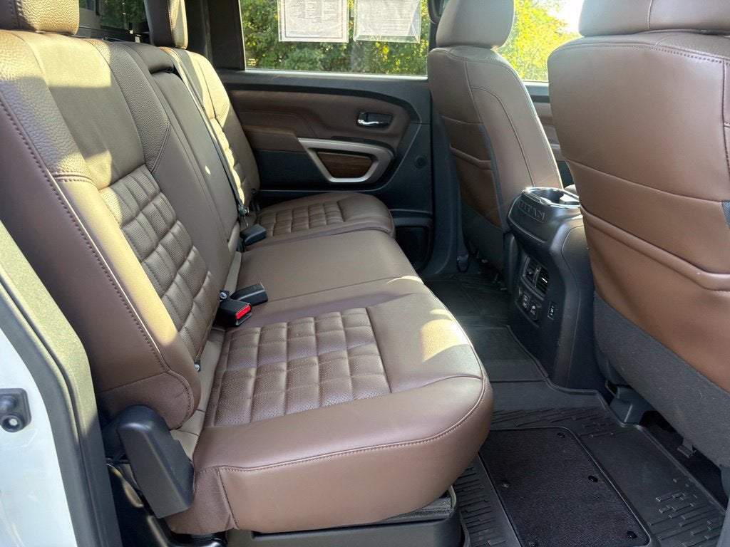 2023 Nissan Titan Platinum Reserve