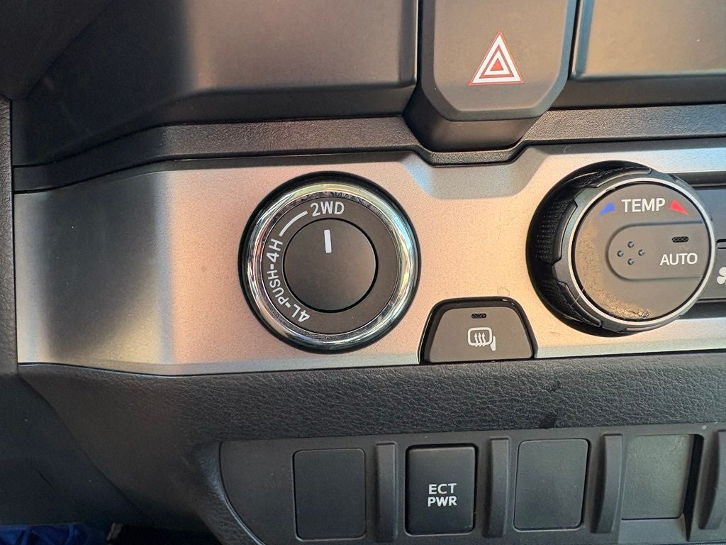 2023 Toyota Tacoma SR V6