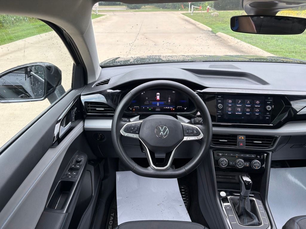 2024 Volkswagen Taos 1.5T SE
