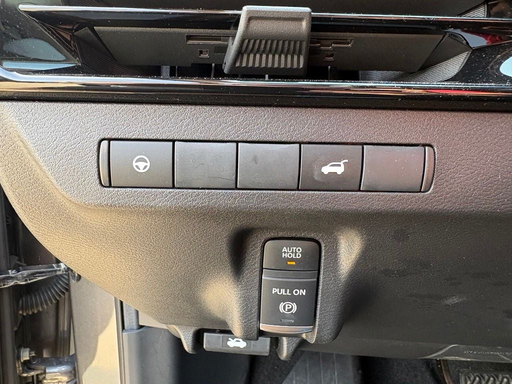 2025 Nissan Murano SV