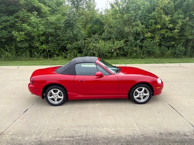 2002 Mazda Mazda Miata Base