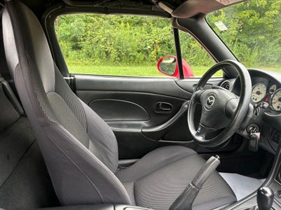 2002 Mazda Mazda Miata Base