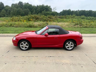 2002 Mazda Mazda Miata Base