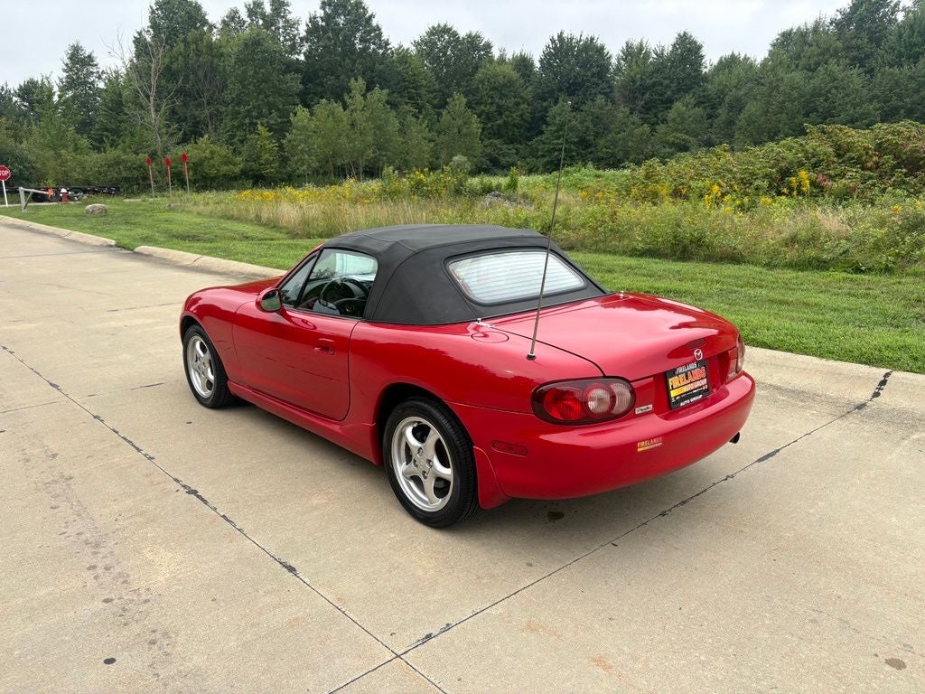 2002 Mazda Mazda Miata Base