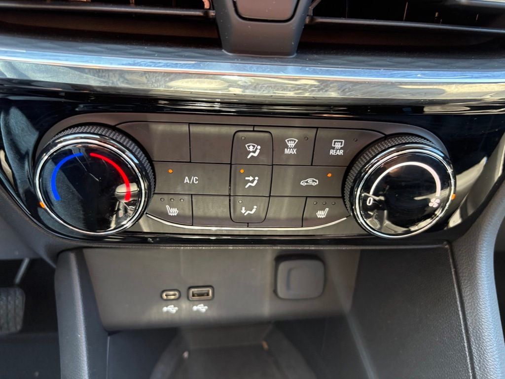 2025 Buick Encore GX Sport Touring