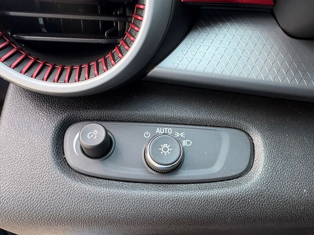 2025 Chevrolet Trax 1RS