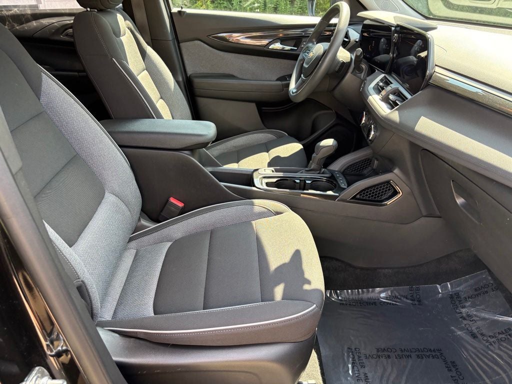 2025 Chevrolet TrailBlazer LS