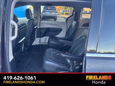 2017 Chrysler Pacifica Touring L Plus