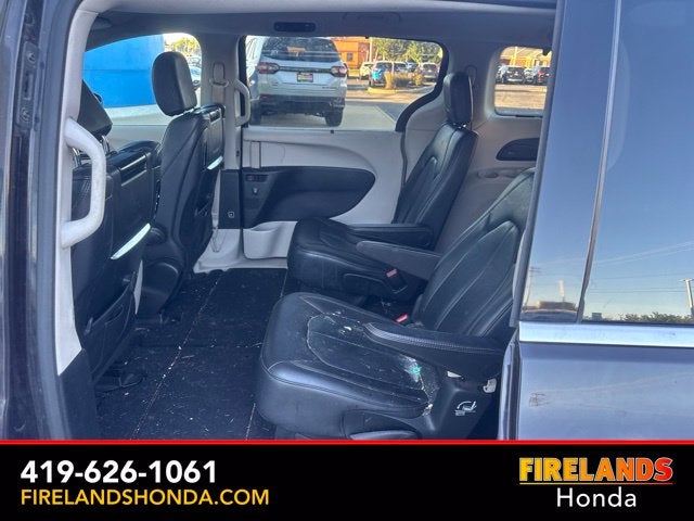 2017 Chrysler Pacifica Touring L Plus