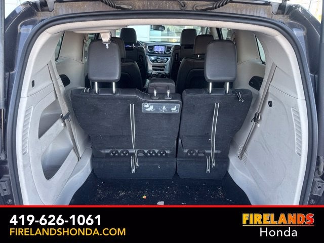 2017 Chrysler Pacifica Touring L Plus