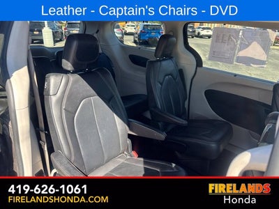 2017 Chrysler Pacifica Touring L Plus