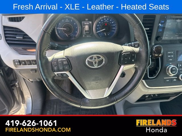2016 Toyota Sienna XLE 8 Passenger