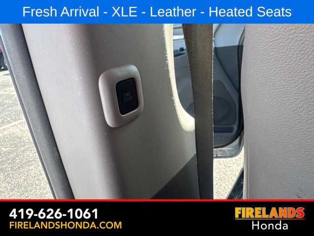2016 Toyota Sienna XLE 8 Passenger