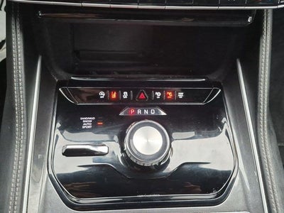 2023 Jeep Wagoneer Base