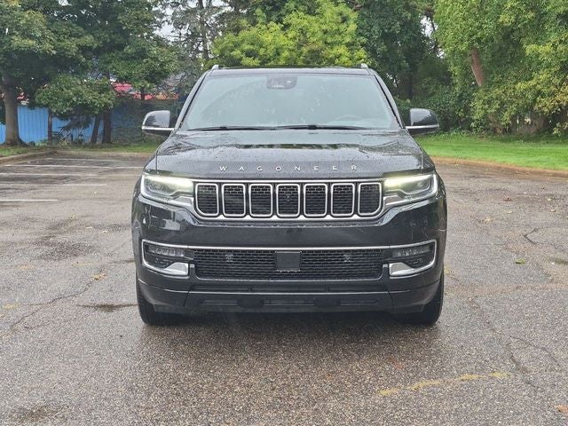 2023 Jeep Wagoneer Base