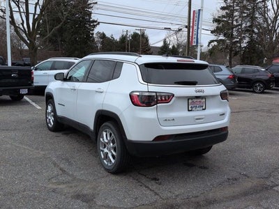 2024 Jeep Compass Latitude Lux